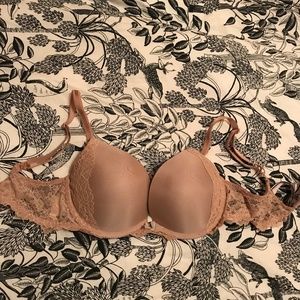 Victoria's Secret Dream Angels Push Up Bra Blush